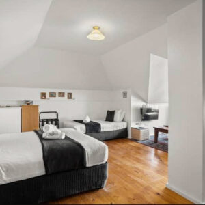 Ye Olde Customs House 05