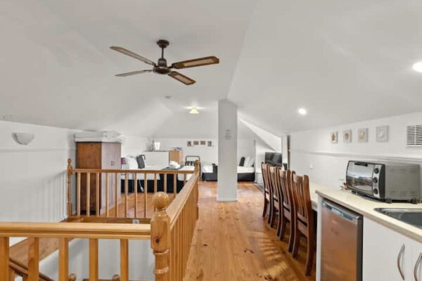 Ye Olde Customs House 06