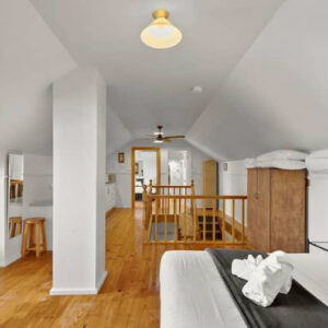 Ye Olde Customs House 07