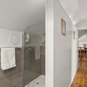 Ye Olde Customs House 09