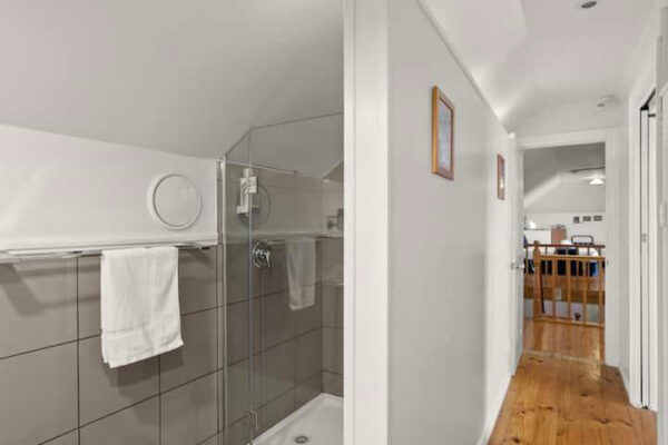 Ye Olde Customs House 09